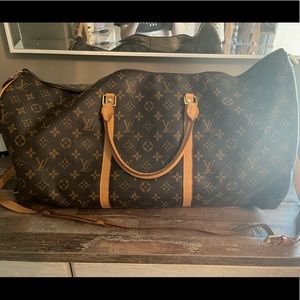 non authentic louis vuitton duffel bag